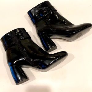 New West Black Patent leather ankle boots size 6 1/2